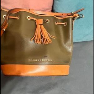 4 Dooney purses for $225